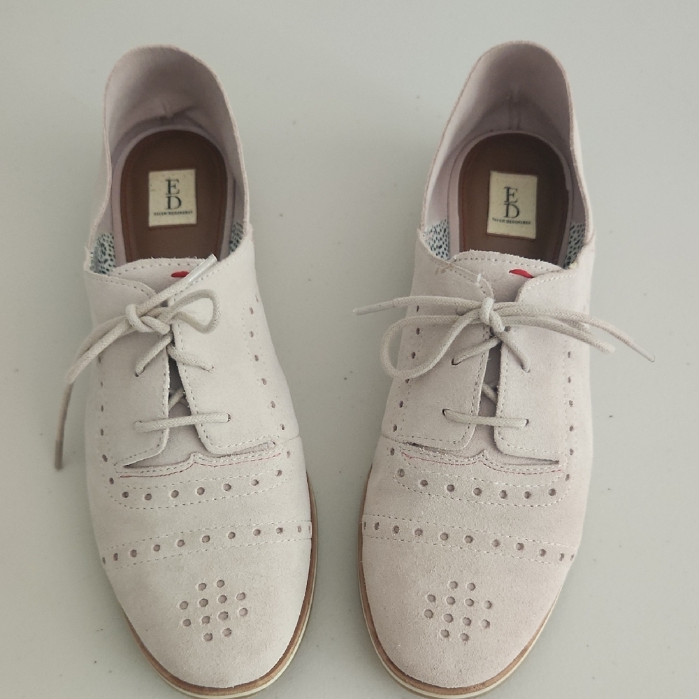 Ellen Degeneres Light Pink Lace-Up Oxford Derby Flats  NWOT Size 9.5